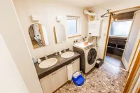 The Worldwide House Các khách sạn ở Ishikari