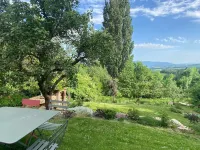 La Petite Maison Basse Correo - Homestays