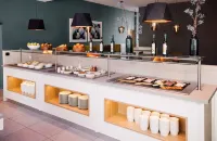 Leonardo Hotel Zurich Airport - Frühstück