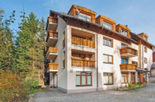 Moniuszki, Sun & Snow