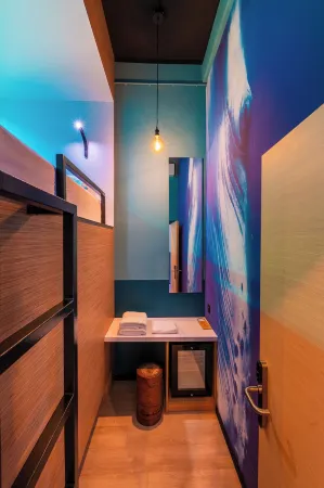 Polynesian Cabins by Kon Tiki