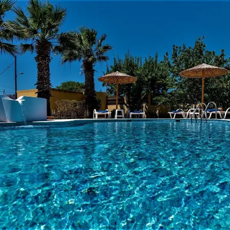 Xenos Villa 2 with 5 Bedrooms Private Swimming Pool, Near the Sea