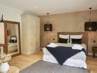 Les pénates Bordelaises - Maison d'hôte - Guesthouse Hotels near Cauderan