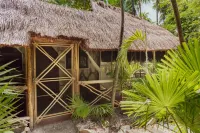 Yaxchen Tulum Cabañas & Cenote