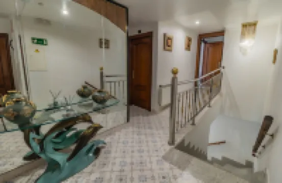 Hostal - Restaurante la Buena Villa by Vivere Stays