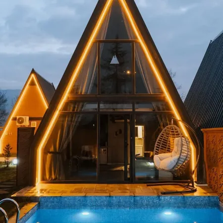 Triangle Life Suit