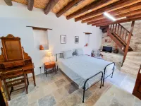 Aphrodite's Pool Retreat Hotels in Skarinou