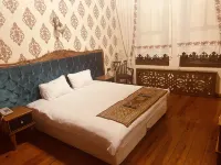 Tarihi Kucukaga Konagi Hotels in Akşehir