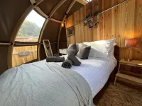 Moonlight Tent Hotels in Килгетти