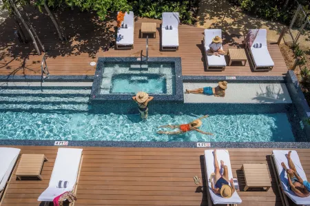 Vida Cayman Luxury Boutique Eco Hotel