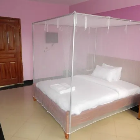 Chrysalis Guest House and Restaurant