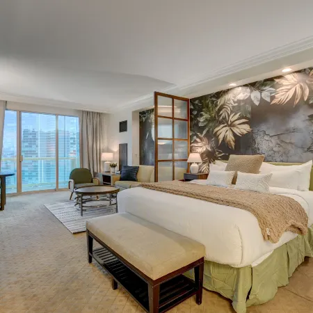 Studio 25 High FLR MGM Signature Balcony