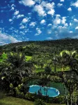 Arenal Roca Lodge - parking
