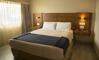 Hotel Tower House Suites