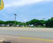 Private Villa with a Pool, Beach Front - the White House