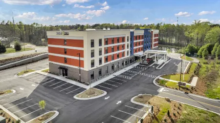 Home2 Suites by Hilton Raleigh West Lenovo Center Отели в г. Уэйк