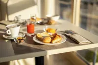 Hotel Universal - breakfast