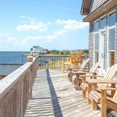HEATED pool/waterfront/private pier/tennis/hot tub/kayaks/SUPs/8bed 6bath