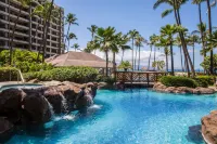 Private Lanai and Resort Amenities - Gorgeous Tropical Haven