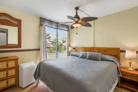 Spacious Lanai and Air Conditioning - Breathtaking Ocean View