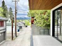 New, Executive Luxurious Townhome, Downtown Whitefish, Amazing Views, Sleeps 8!