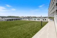 Stunning Views and Two Community Pools - Charming Lakeside Haven 歐塞奇灣泳灘住宿飯店