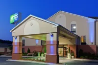 Holiday Inn Express & Suites Birmingham NE - Trussville Hoteles cerca de The Livery