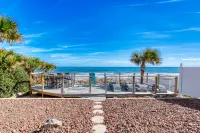 Private Pool, Cozy Fire Pit, Ocean Deck - Stunning Beachfront Escape