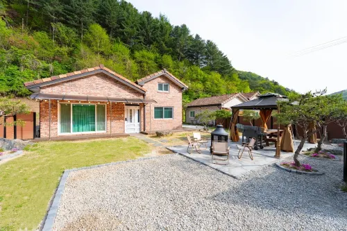 Chuncheon Soopsog Jageun Jib Pension