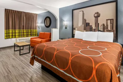 Super 8 by Wyndham Grand Prairie Southwest
