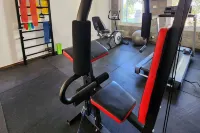 Howard Johnson by Wyndham Funes - Gym
