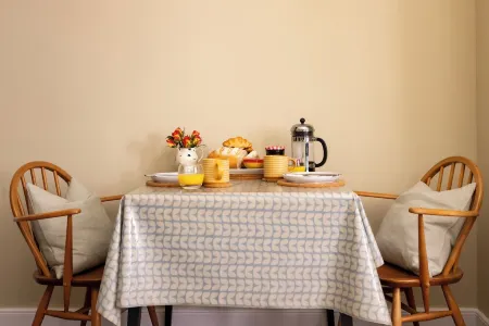 The Lodge on Scottish Estate - wood burner - dogs welcome Отели в г. Элгин