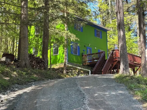 Cozy Lake House in Charming Roscoe: Your 3-Bedroom Getaway