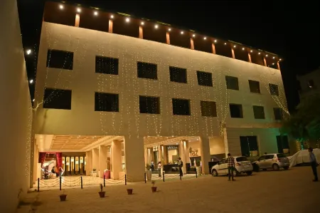 Hotel Adityaz