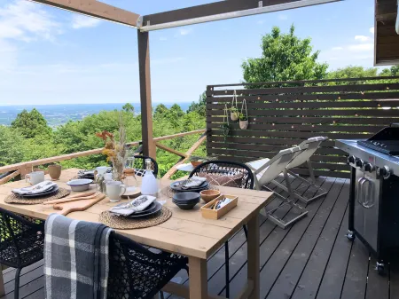 A Forest Resort Close to the Sky - Etowa Kasama