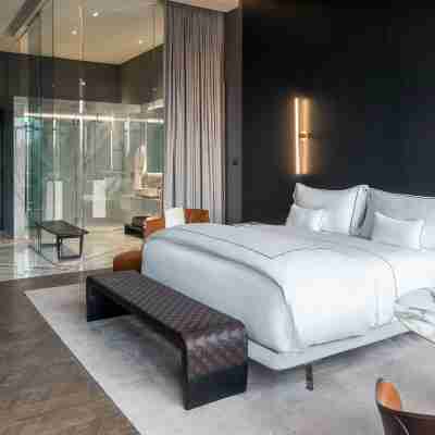 Alexander Hotel Rooms