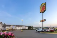 Super 8 by Wyndham South Boston VA