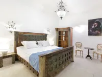 Excelsior Boutique Hotel Sinaia 佩列斯城堡（Peles Castle）附近的飯店