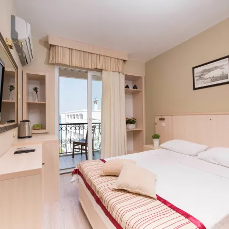 İleri Hotel & Apartments