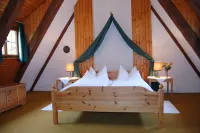 Hotel "Burgstall" Schloss Egg Hotels in Neukirchen
