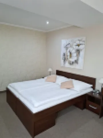 Hotel Galanta โรงแรมใน