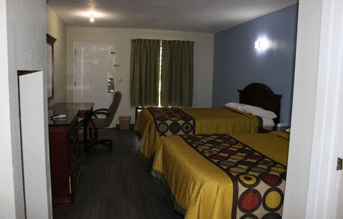 Relax Inn Canton