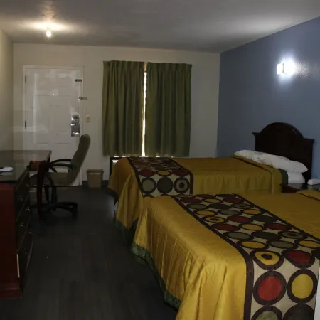 Relax Inn Canton
