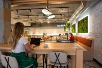 voco Bilbao City by IHG - 早餐