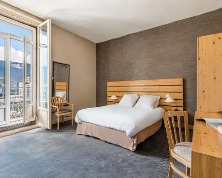 ホテル テルミナス グルノーブルのホテル