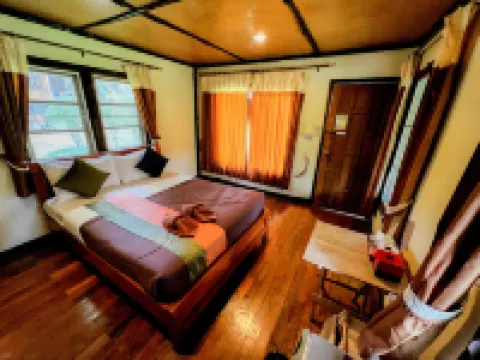 Starwell Garden Home Resort Hotels near Wang Nam Kheaw