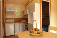 蒼鷺木屋酒店 - 豪華露營