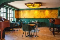 Hotel Snouck Van Loosen