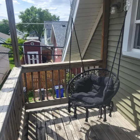 Kadia’s Place-The One With The Private Backyard