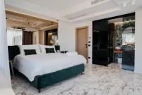 Poetica Boutique Sky Hotel - balcony